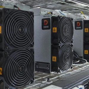 Making Bitcoin Mining Work in 2024: The Role of DeMi Token