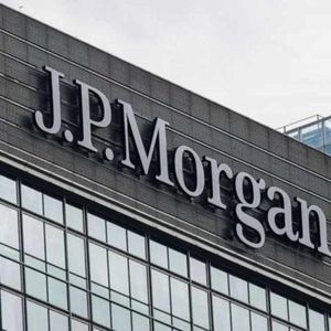 JPMorgan Prepares Investors for September Rate Cut With Dual Investment Approach