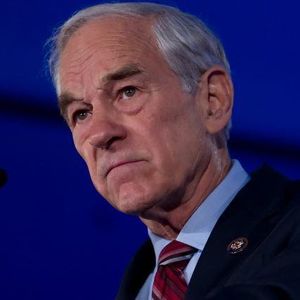 Fed Boss Won’t Leave: Ron Paul Slams Powell’s ‘Untouchable’ Authority