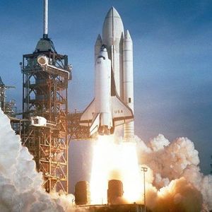 US vs. China: Trump’s Aide Predicts New Bitcoin Space Race