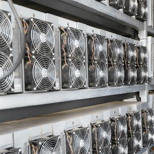 Bitcoin Miners Bleed $40M in April as Fourth Straight Revenue Drop Deepens the Crunch