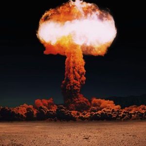 Warren Buffett Estimates That Trump’s Trade Policies Could Lead to Nuclear Confrontation