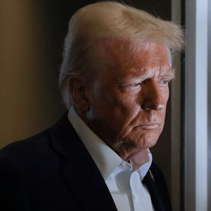 Trump Prepares to Oust Fed Boss Powell, Says New Chair Decision ‘Very Soon’