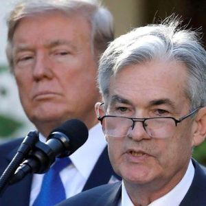 Bitcoin Dips and Trump Calls Jerome Powell a ‘Numbskull’