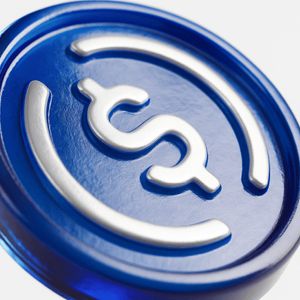 Shopify Merchants Can Now Receive USDC or Local Currency