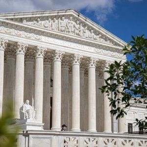 14,000 Crypto Accounts Swept Into IRS Data Grab—Will the Supreme Court Act?