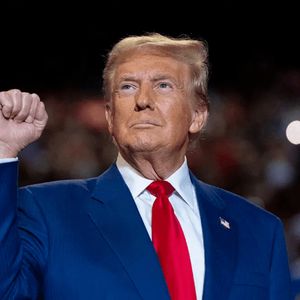 ‘Pure GENIUS’: Trump Praises Senate-Backed Stablecoin Bill, Urges Swift House Approval