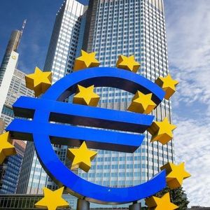 ECB President Christine Lagarde Warns Stablecoin Adoption Might Lead to ‘Privatization of Money’
