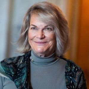 ‘Crypto Queen’ Cynthia Lummis Calls for Senate to Cancel August Recess and Stay in Session