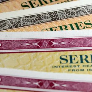 Tokenized Treasury Frenzy Fizzles With Stunning $800M Weekly Drop