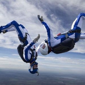 Bitcoin and Stocks Tumble in Tandem