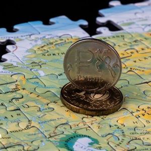 Russian Finance Minister: Ruble Is “Strong,” Enhances Budget Traceability