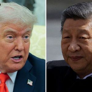 Bitcoin Falls Below $118K After Trump Warns China of ‘Massive Increase’ in Tariffs