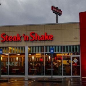 Steak ’n Shake Suspends ETH Poll, Declares Allegiance to Bitcoin; Vitalik Buterin Backs Decision