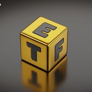 Bitcoin, Ether ETFs See Heavy Outflows While Solana Shines