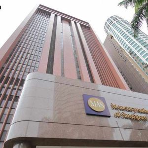 Singapore Finalizes Stablecoin Framework With Tokenized-Bill Trials Driving Next-Wave Flows