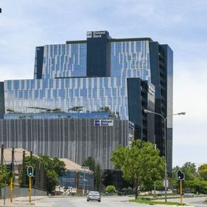 Discovery Bank Becomes First Major South African Bank to Offer Crypto Trading