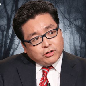 Fundstrat’s Tom Lee Says October Liquidation Event Still Haunts Crypto Markets