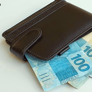 Paradigm Leads $13.5M Round Backing Crown’s Real-Pegged BRLV Stablecoin