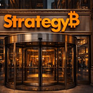 Saylor’s Green Dots Deliver Again as Strategy Boosts USD Reserve to $2.19B