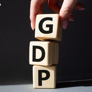 The US Economy Grows More Than Expected; Bitcoin Drops Anyway