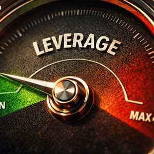 Crypto Traders Dial Back Leverage as Bitcoin Derivatives Markets Reset