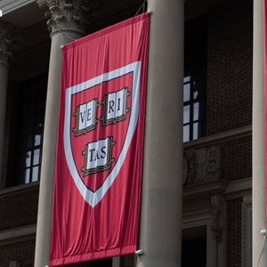 Harvard Cuts Bitcoin ETF Position, Backs Ether ETF With $86 Million