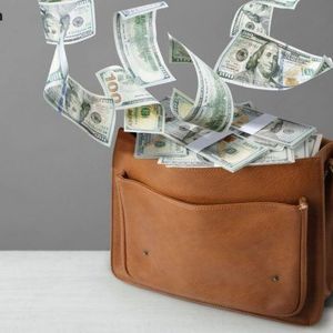 Bitcoin ETFs Bleed $316 Million in 5th Straight Weekly Outflow