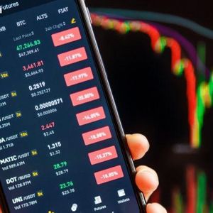 Altcoins Crumble: ETH, XRP, SOL Lead Losses Amid Geopolitical Tensions