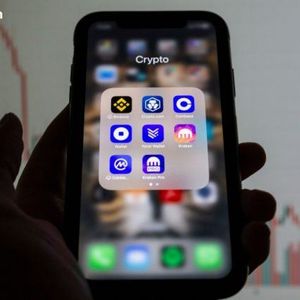 Spot Crypto Volumes Drop Nearly 20% in March