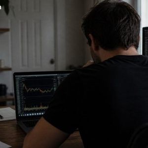 Hyperliquid Whale Faces $20.3M Wipeout as Bitcoin Nears $82,236 Liquidation Price
