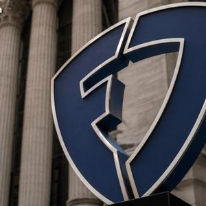 Flutter Restructures US Operations as FanDuel CEO Howe Departs With $4.37M Severance