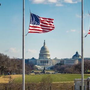 CLARITY Act Markup Raises Stakes in Stablecoin Banking Clash