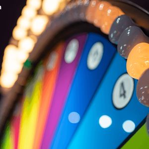 Will BTC Hit Six Figures? Analyzing Prediction Market Odds on Kalshi, Polymarket, Limitless, and More