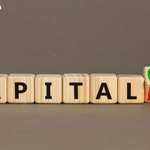 Fidelity Leads $233M Bitcoin ETFs Loss as Solana Funds Add $19M