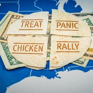 Bitcoin Traders Push BTC Back to $77K After Trump Freezes Iran Response