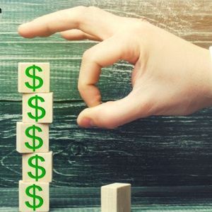 Bitcoin ETFs Post Third-Biggest 2026 Outflow as Blackrock Loses $448M