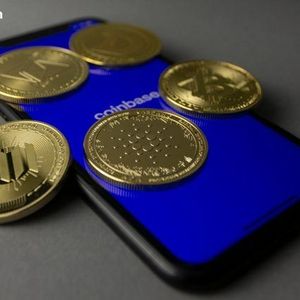 Bitcoin Slides as Coinbase Bitcoin Premium Index Signals Reduced Institutional Accumulation