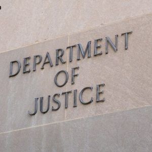 Roman Storm Accuses the DOJ of Weaponizing Debanking to Sabotage His Legal Defense
