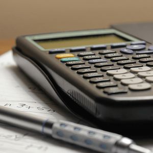 Bitwise Model Shows Bitcoin Is Deeply Underpriced at $224K Fair Value Amid Debt Crisis