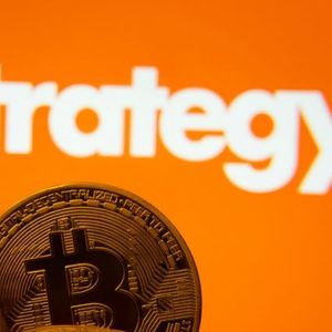 100x Reversal? Strategy May Have Bought 3,200 BTC After Bitcoin Sale, Standard Chartered Says
