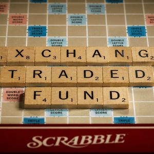 Spot HYPE ETFs Draw $153 Million in First Month as Volume Nears $900 Million