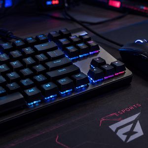 League of Legends Draws 1.4 Million EWC Viewers as Dplus Kia Storms Through Paris