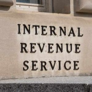 IRS Warns Fake Crypto Letters Target Wallets and Personal Data