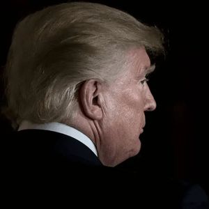 Iran Rejects Trump Deal as Hormuz Tensions Grip Markets Again