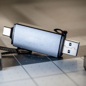 How $230M in Crypto for Venezuelan Oil Vanished on USB Drives