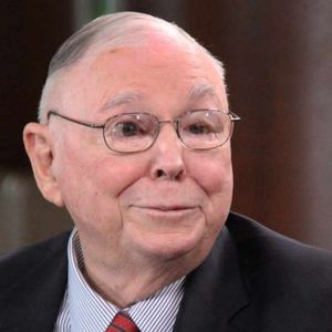 Berkshire’s Charlie Munger Says ‘Ridiculous’ Anybody Would Buy Crypto — ‘It’s an Absolute Horror’
