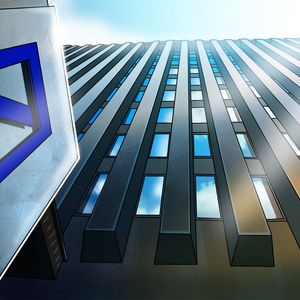 Deutsche Bank completes trial of tokenized investment platform