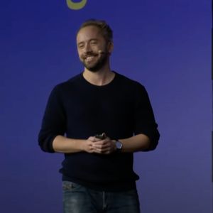 Dropbox’s Leap into AI: CEO Drew Houston Discusses New Tools and Future Plans