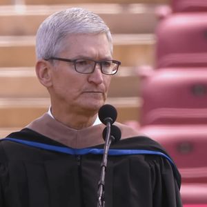 Tim Cook Tells Dua Lipa About Apple’s Internal Culture, AI, Vision Pro, Working at Apple, and More in Candid Interview